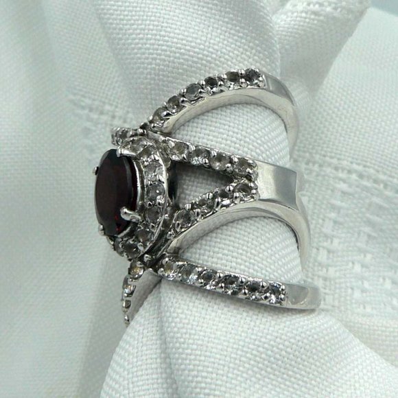 Sz 5 Genuine Mozambique Garnet Ring NWOT - Picture 2 of 5